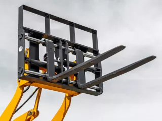 Force rakodógép raklapvilla, hidraulikusan külön-külön mozgatható villákkal (12)