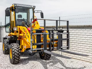 Force rakodógép raklapvilla, hidraulikusan külön-külön mozgatható villákkal (16)