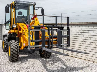 Force rakodógép raklapvilla, hidraulikusan külön-külön mozgatható villákkal (17)