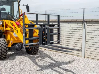 Force rakodógép raklapvilla, hidraulikusan külön-külön mozgatható villákkal (19)