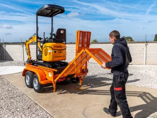 Force szállító pótkocsi, Force árokásókhoz, Komondor FPK-2000 (35)